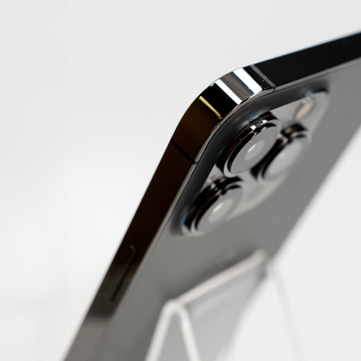 Apple iPhone 13 Pro 256GB Mocny grafit (Graphite) - Outlet Apple iPhone 13 Pro 256GB Mocny grafit (Graphite) - Outlet