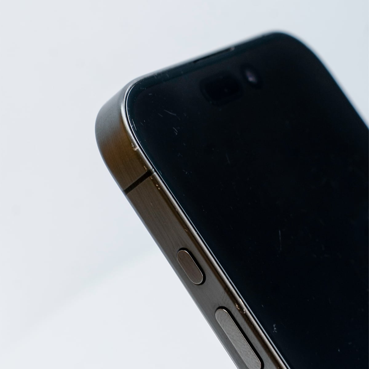 Apple iPhone 15 Pro 128GB Tytan czarny (Black Titanium) - Outlet Apple iPhone 15 Pro 128GB Tytan czarny (Black Titanium) - Outlet