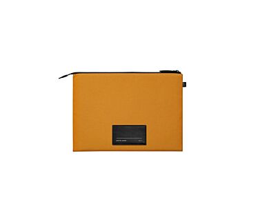 Native Union W.F.A Sleeve Etui ochronne do Macbook Air 13 - Brązowe (kraft)-1.jpg