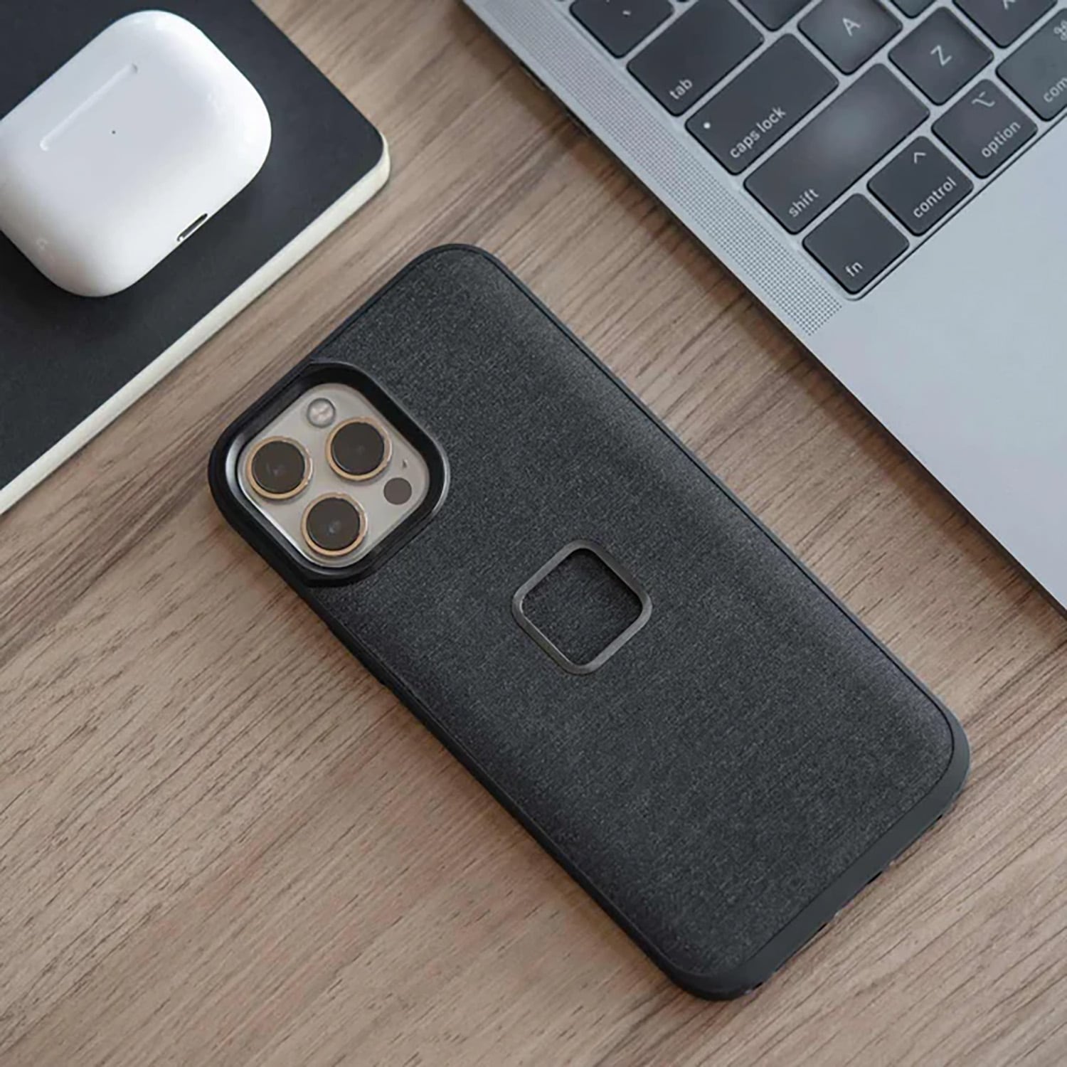Peak Design Mobile Everyday Loop Etui do iPhone 14 Plus - Grafitowe Peak Design Mobile Everyday Loop Etui do iPhone 14 Plus - Grafitowe