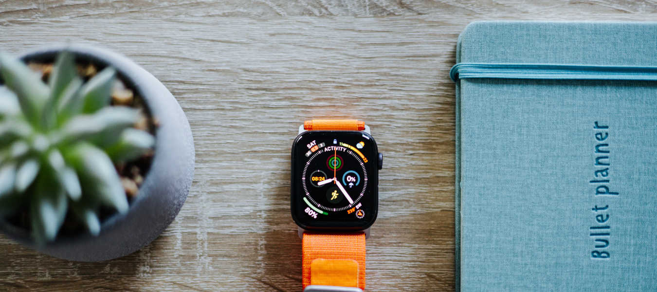 Apple Watch - bateria w smartwatchu. Ile wytrzymuje? Jak wydłużyć czas pracy?