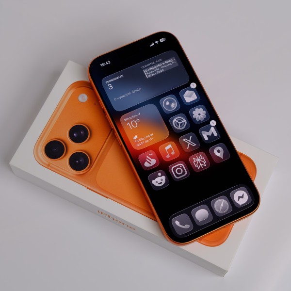 Recenzja iPhone'a 17 Pro! Dla kogo jest ten model i czy warto go kupić?