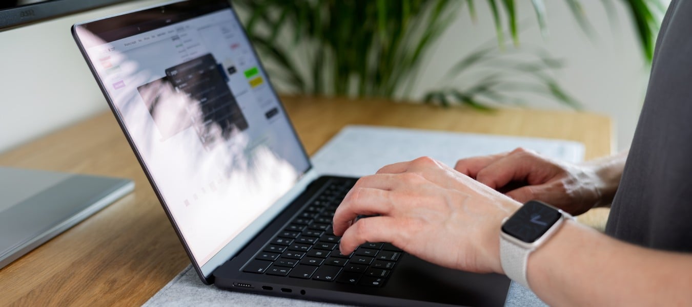 Recenzja MacBook Pro M5 Pro! Czy Apple znów wyznacza standardy wśród sprzętu dla profesjonalistów?