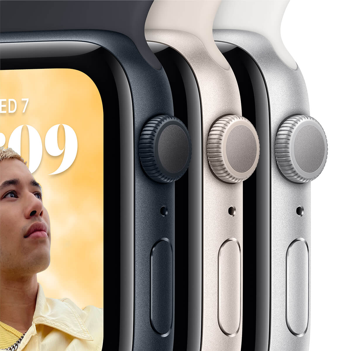 Apple Watch SE 40 mm GPS Aluminium w kolorze księzycowej poświaty z paskiem sportowym w kolorze księżycowej poświaty 