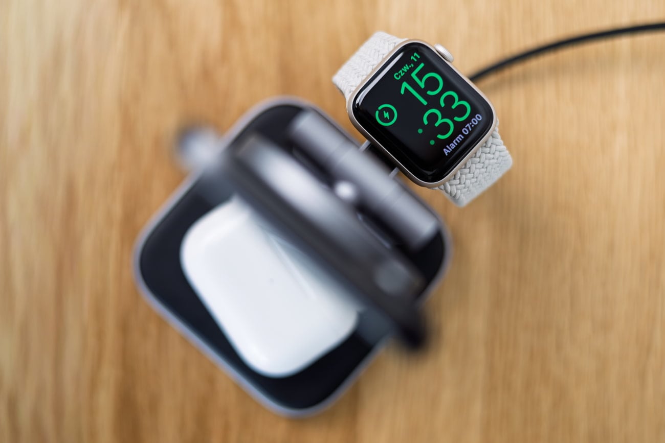 Apple watch SE 3 ładowanie Apple watch SE 3 ładowanie