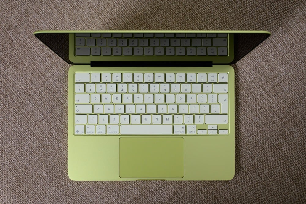 Apple MacBook Neo Cytrusowożółty - MHFD4ZE/A