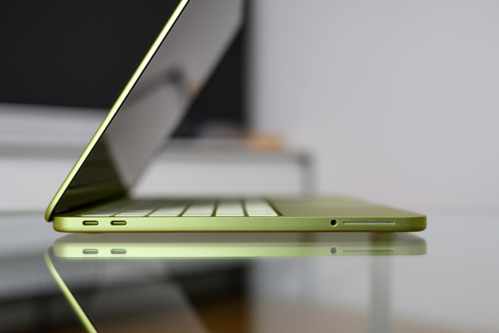 Apple MacBook Neo Cytrusowożółty - MHFD4ZE/A - dostępne porty