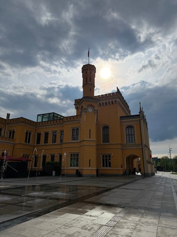 Zdjęcie zrobione iPhone 16 Pro Zdjęcie zrobione iPhone 16 Pro