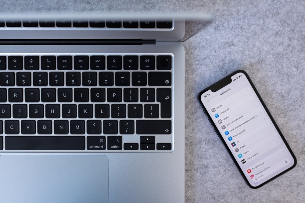 Apple MacBook Air 13 M5/16GB/512GB/10-core CPU+8-core GPU/Błękitny (Sky Blue) - MDHH4ZE/A - Touch ID