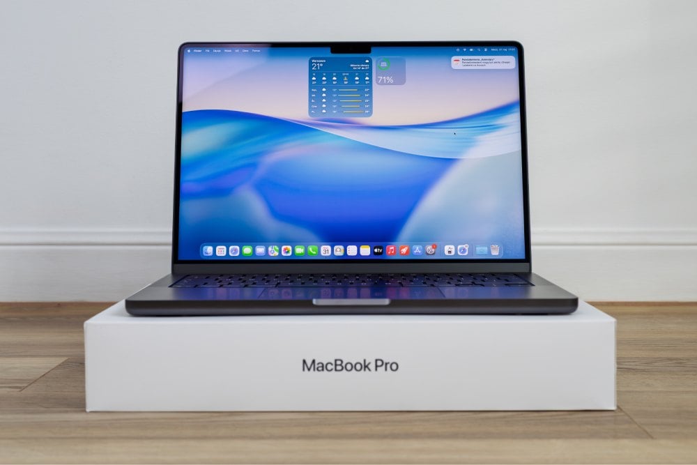 Apple MacBook Pro 14 M5 Pro/24GB/1TB/Gwiezdna czerń (Space Black) - MGDR4ZE/A - wygląd