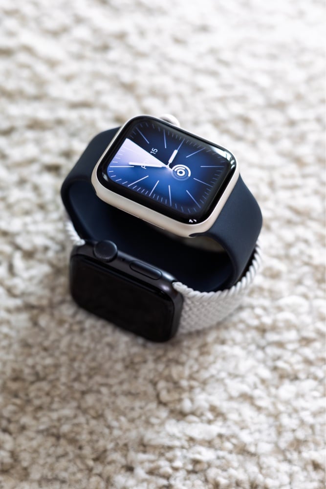 Apple Watch SE Vs Apple Watch SE 3 - porównanie wyglądu Apple Watch SE Vs Apple Watch SE 3 - porównanie wyglądu