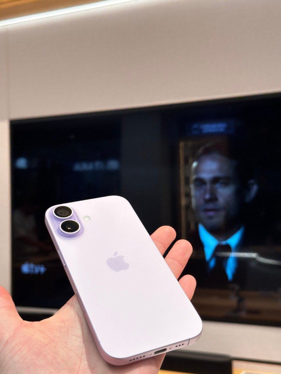 Zdjęcia iPhone 17 256 GB Lawendowy z salonu stacjonarnego Lantre Zdjęcia iPhone 17 256 GB Lawendowy z salonu stacjonarnego Lantre