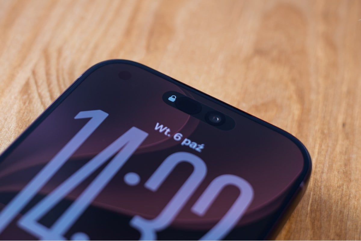 Face ID - przeniesiony na lewo w iPhone 18 Pro Face ID - przeniesiony na lewo w iPhone 18 Pro