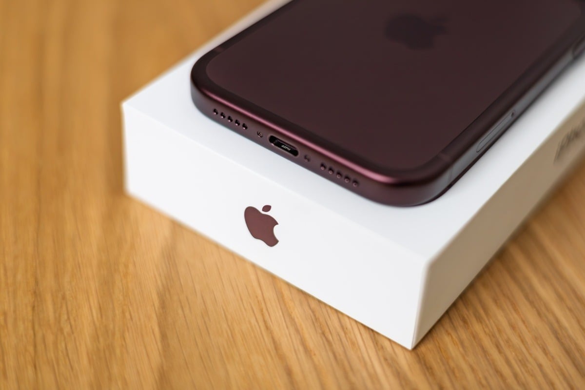 Apple iPhone 18 Pro 256GB Burgund (Burgundy) - MJRR4HX/A Apple iPhone 18 Pro 256GB Burgund (Burgundy) - MJRR4HX/A