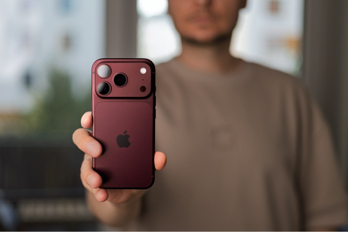 Apple iPhone 18 Pro 256GB Burgund (Burgundy) - MJRR4HX/A Apple iPhone 18 Pro 256GB Burgund (Burgundy) - MJRR4HX/A