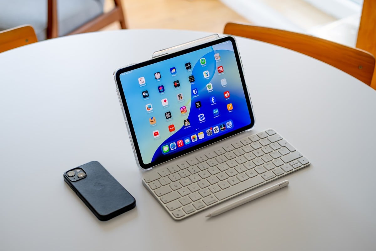 Apple iPad Pro 11" M4 256 GB Wi-Fi Szkło Standardowe Srebrny (Silver)