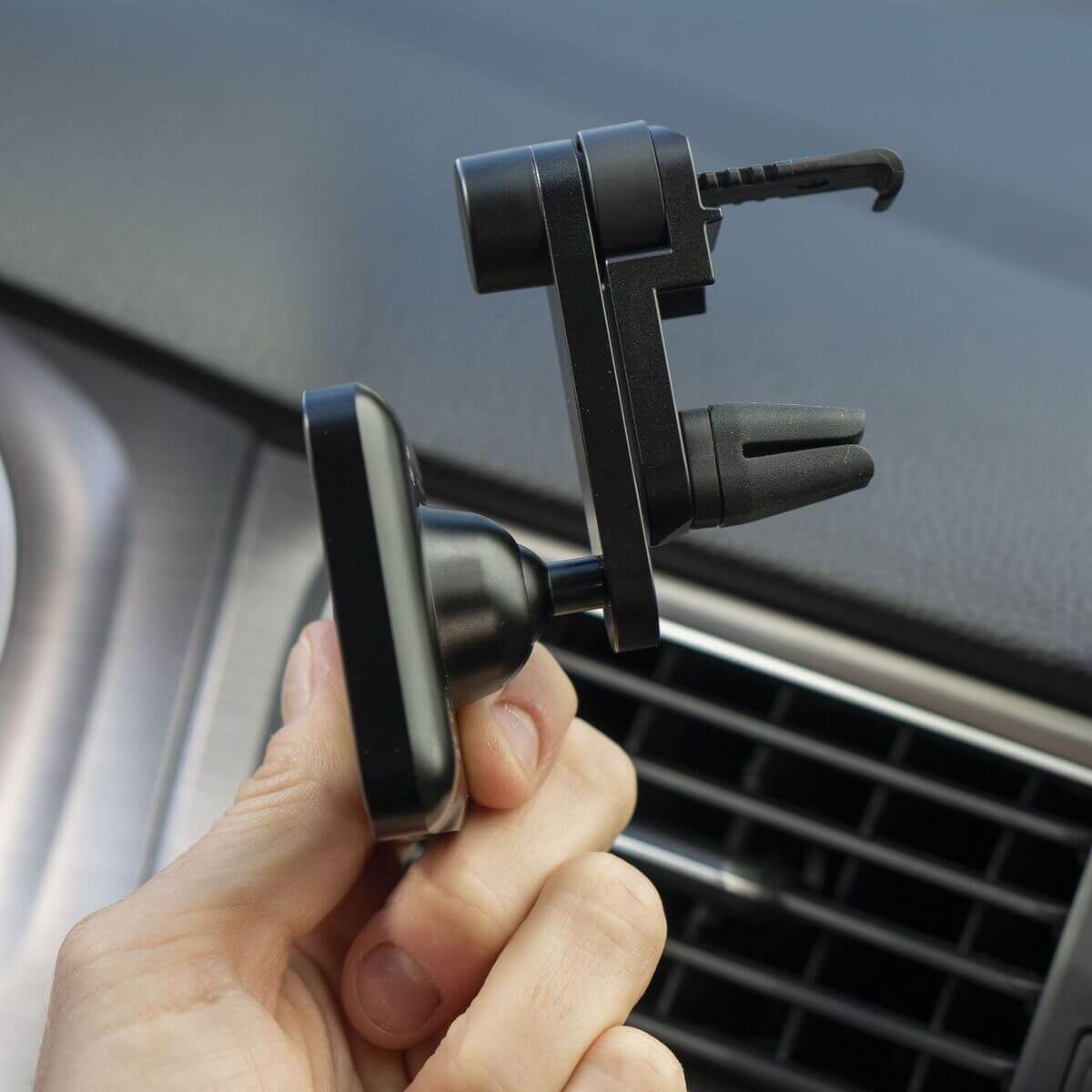 Peak Design Mobile Car Mount Vent Charging – Magnetyczny Uchwyt Samochodowy Do Telefonu Na Kratkę z Bezp. Ładowarką – Czarny