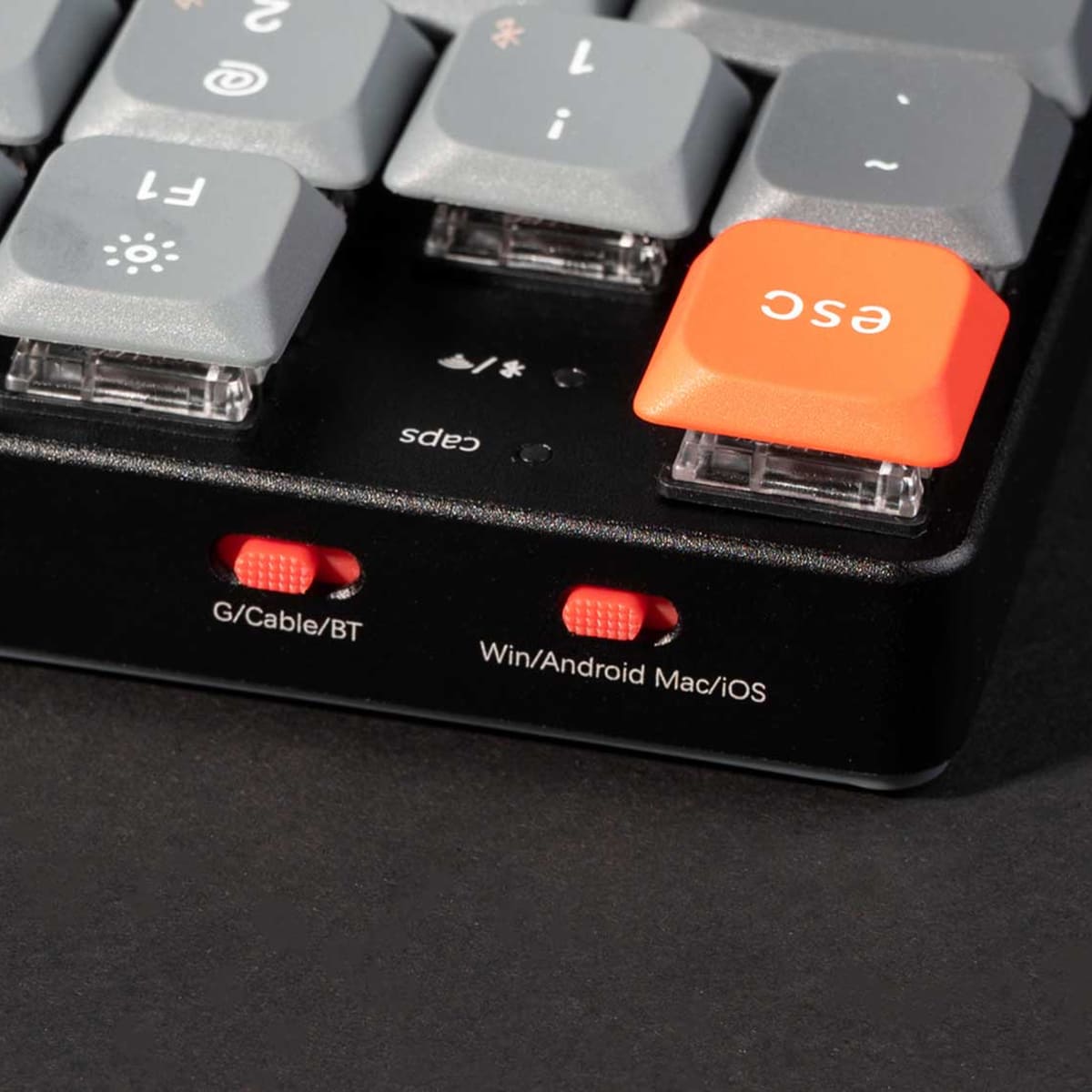 Keychron K8 MAX bezprzewodowa klawiatura mechaniczna z podświetleniem RGB Keychron Hot-Swap Super Banana Switch - Czarna (Black)