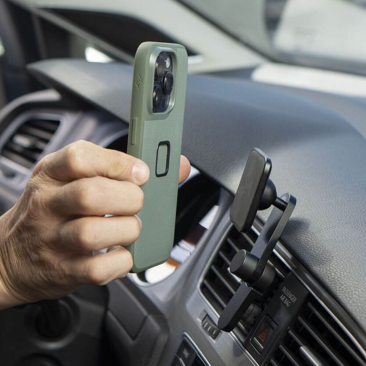 Peak Design Mobile Magnetyczny uchwyt samochodowy Vent do iPhone - Czarny Peak Design Mobile Magnetyczny uchwyt samochodowy Vent do iPhone - Czarny